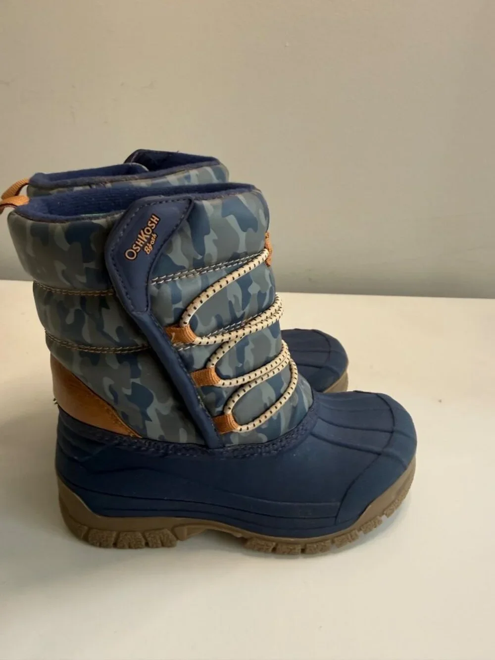Oshkosh Bgosh Kids Camouflage Blue & Tan Winter Boots Size 10M Durable Waterproo